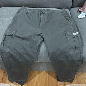 New with tags cargo pants wrangler